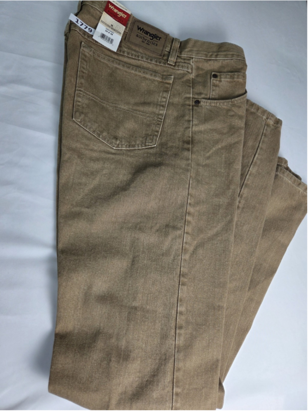 New Wrangler Authentics Men’s Classic 5-Pocket Jeans Khaki 34x36 NWT #1779
